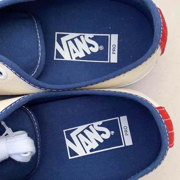 VANS AUTHENTIC PRO - STV NAVY/CLASSIC WHITE - Picture 7 of 11